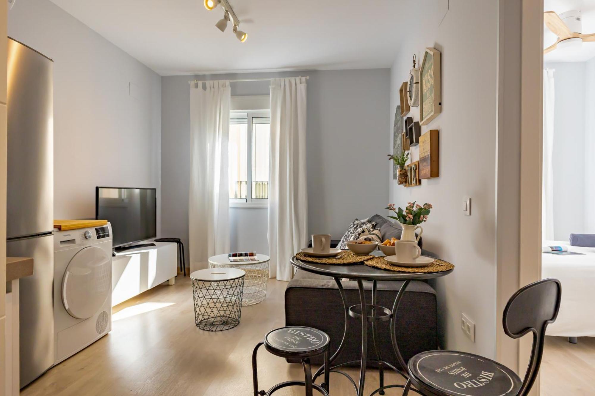 Charming 2 Bedroom Apartment At Iconic Triana Neighborhood By Ocityzen Sevilla Exterior foto