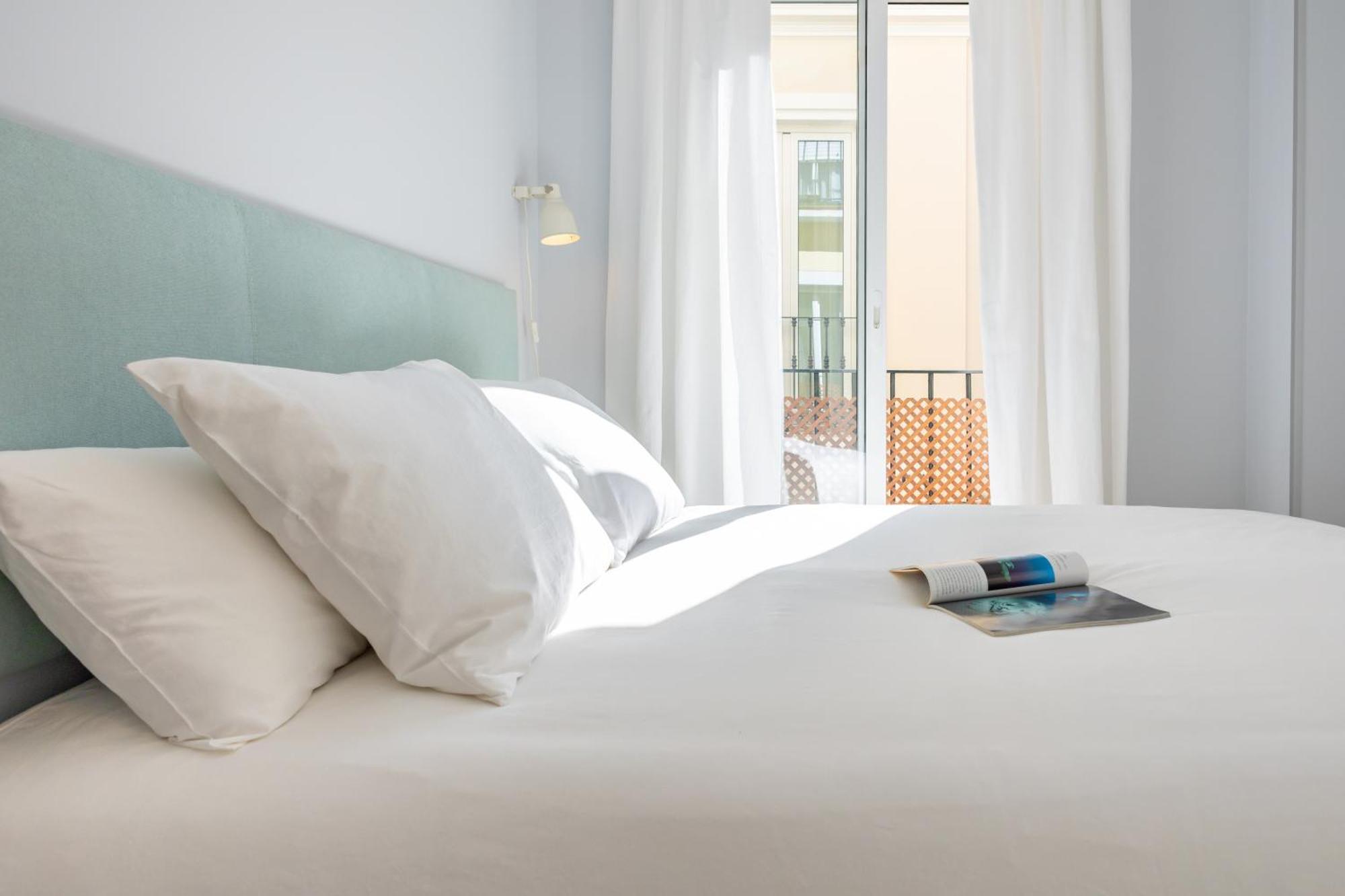 Charming 2 Bedroom Apartment At Iconic Triana Neighborhood By Ocityzen Sevilla Exterior foto